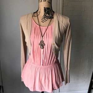 *CLOSET CLEAN OUT!* XS pastel peach blouse!